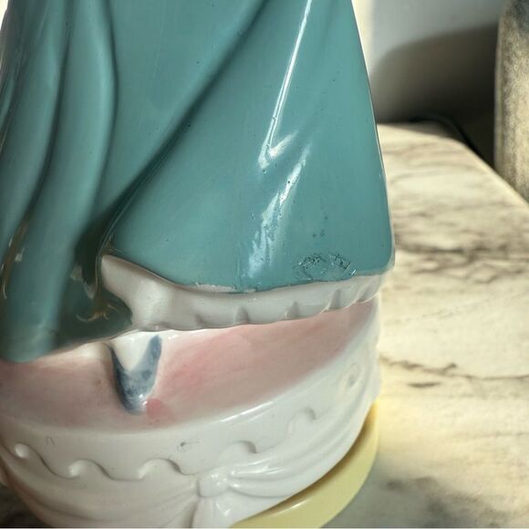 Disney Cinderella Vintage Music Player Machine - Picture 6 of 8